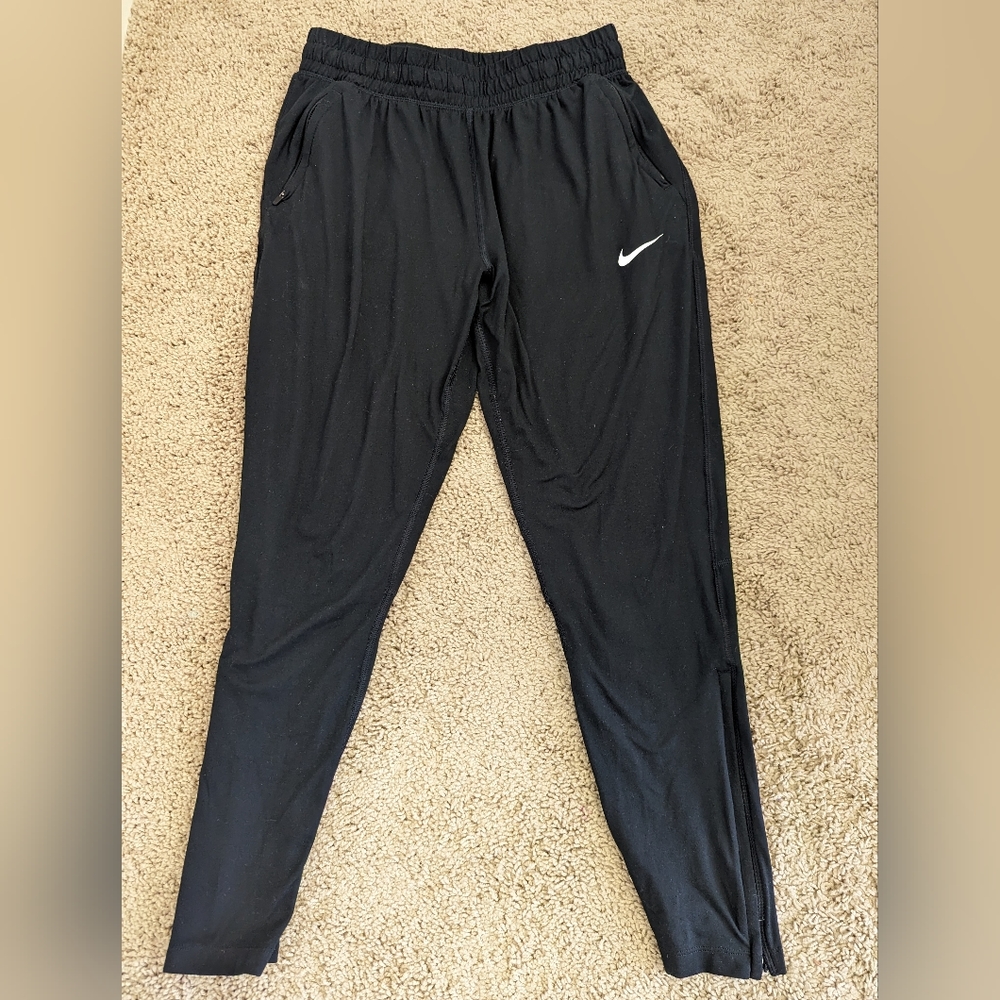 Nike Dri Fit Black Womens Medium sweatpants joggers zipper leg, zipper pockets